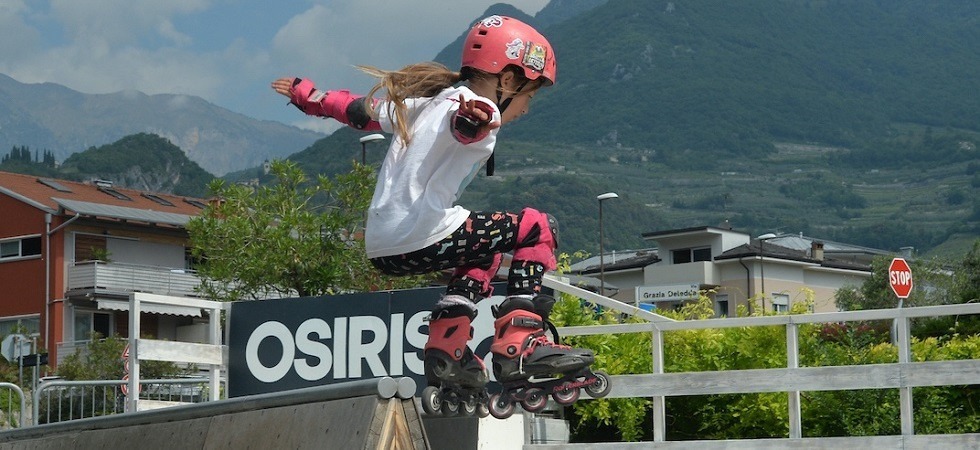 Evoluzioni e adrenalina, il Roller freestyle sbarca a Riva del Garda con il campionato interregionale